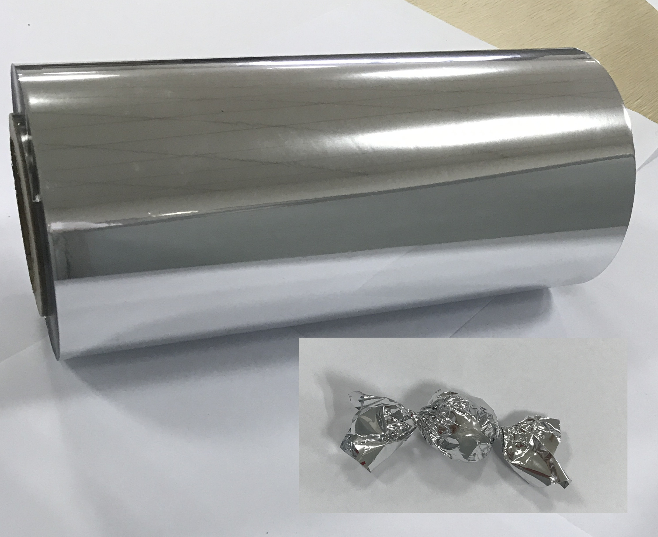 Aluminized PET 필름 금속화 과정은 다른 유형의 금속화 된 필름과 어떻게 다릅니 까?